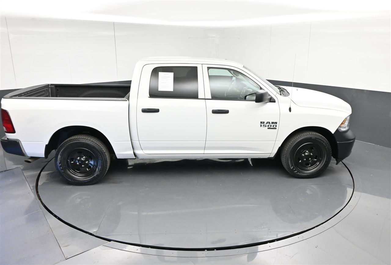 RAM 1500 Classic Tradesman Crew Cab SWB 2WD 2019