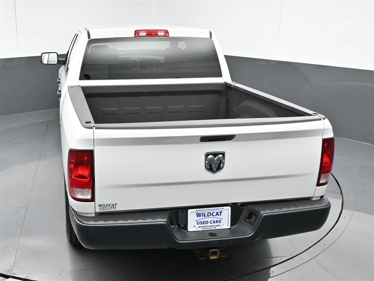 RAM 1500 Classic Tradesman Crew Cab SWB 2WD 2019