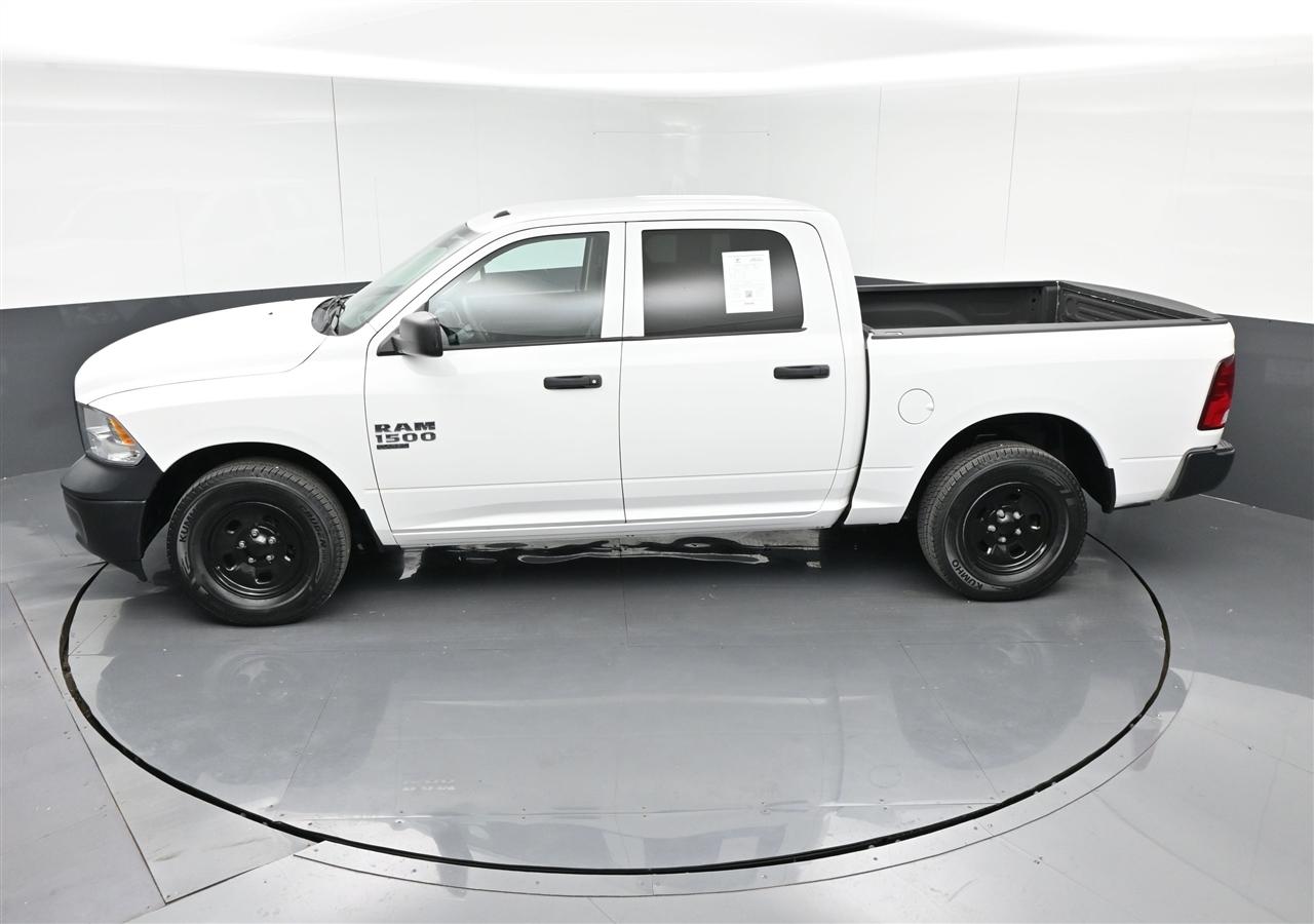 RAM 1500 Classic Tradesman Crew Cab SWB 2WD 2019