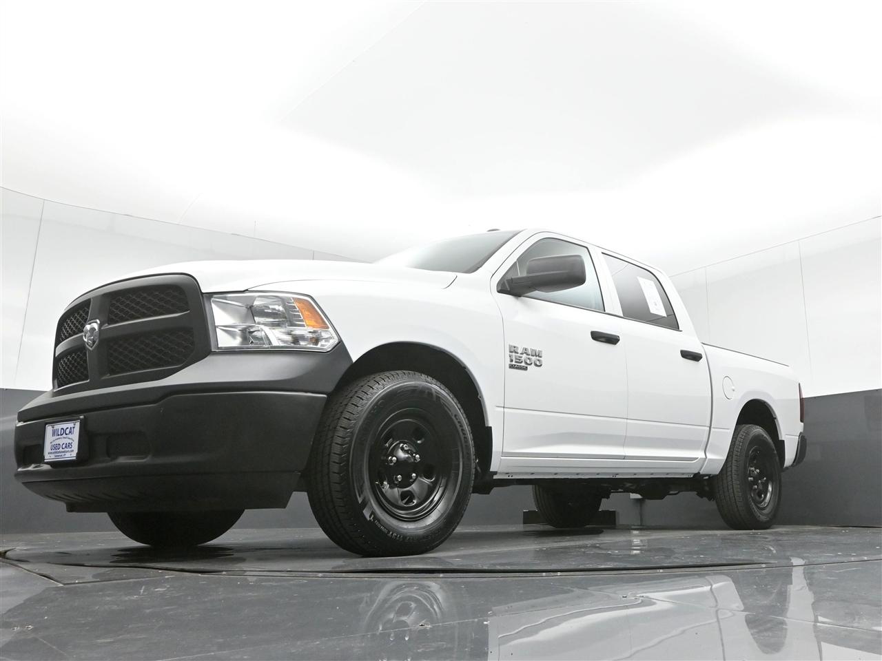 RAM 1500 Classic Tradesman Crew Cab SWB 2WD 2019