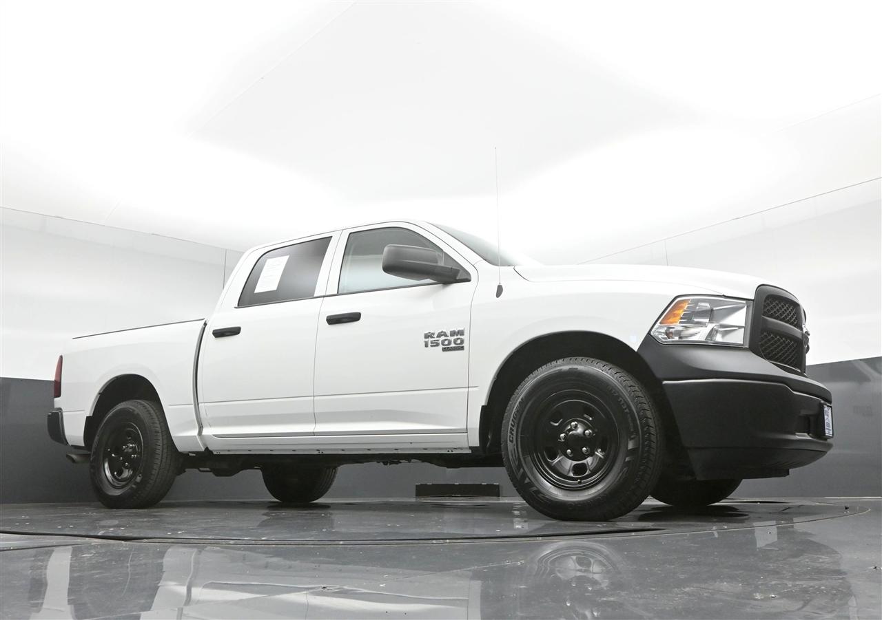 RAM 1500 Classic Tradesman Crew Cab SWB 2WD 2019