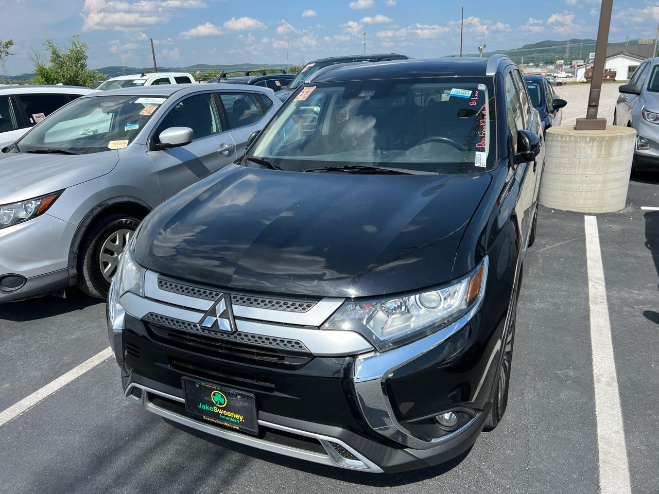 2020 Mitsubishi Outlander SEL FWD's photo