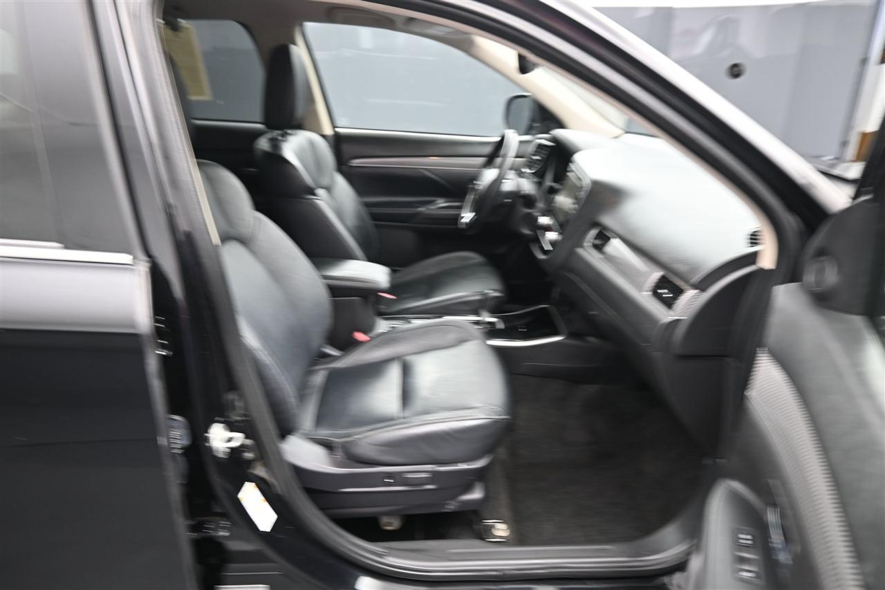 Mitsubishi Outlander SE 2WD 2020