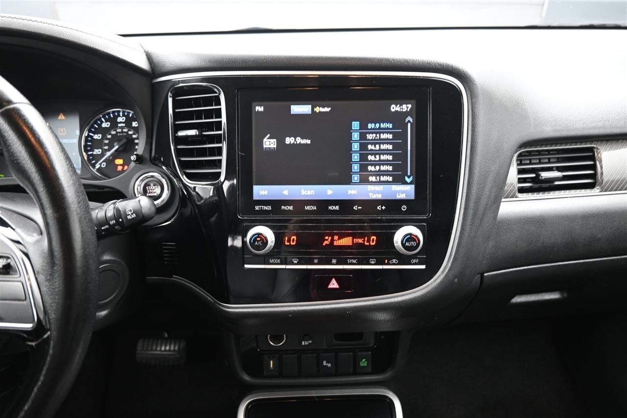 Mitsubishi Outlander SE 2WD 2020