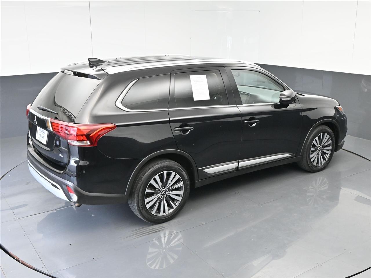 Mitsubishi Outlander SE 2WD 2020