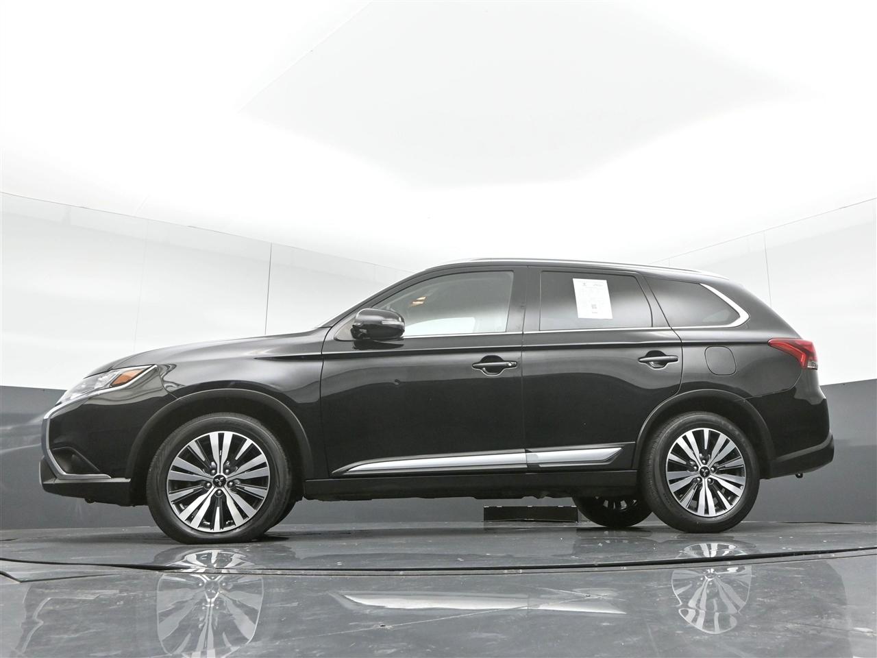 Mitsubishi Outlander SE 2WD 2020