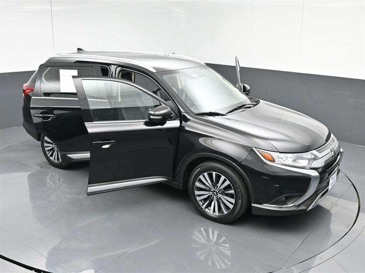 Mitsubishi Outlander SE 2WD 2020