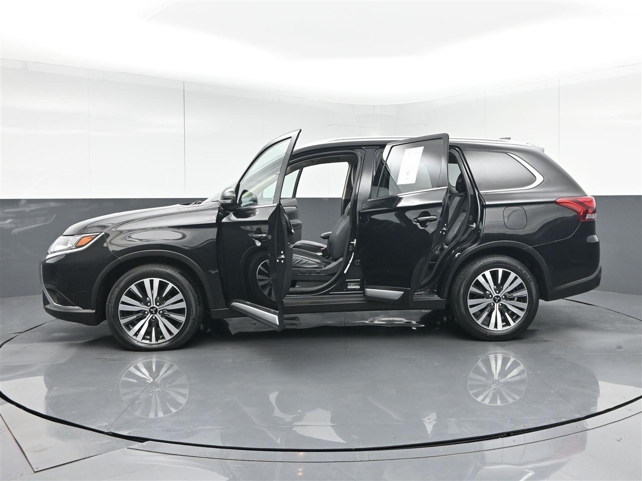 Mitsubishi Outlander SE 2WD 2020