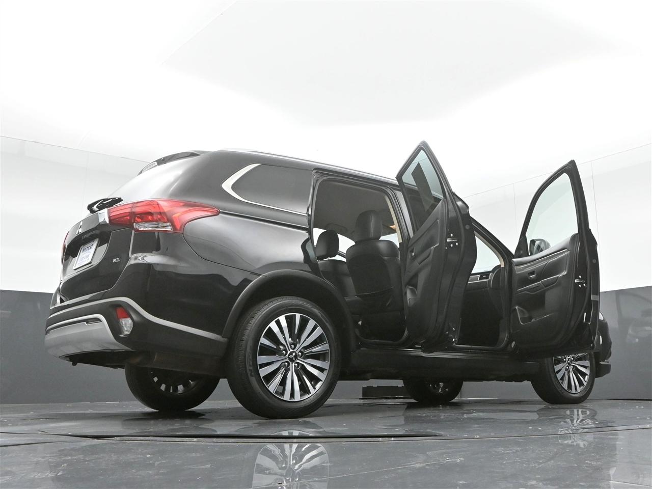 Mitsubishi Outlander SE 2WD 2020