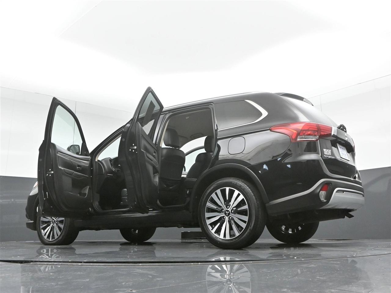 Mitsubishi Outlander SE 2WD 2020