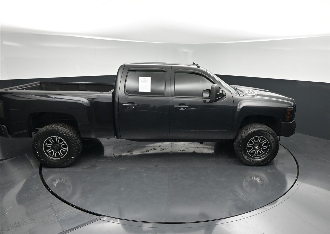 Chevrolet Silverado 2500HD LTZ Crew Cab Long Box 4WD 2009