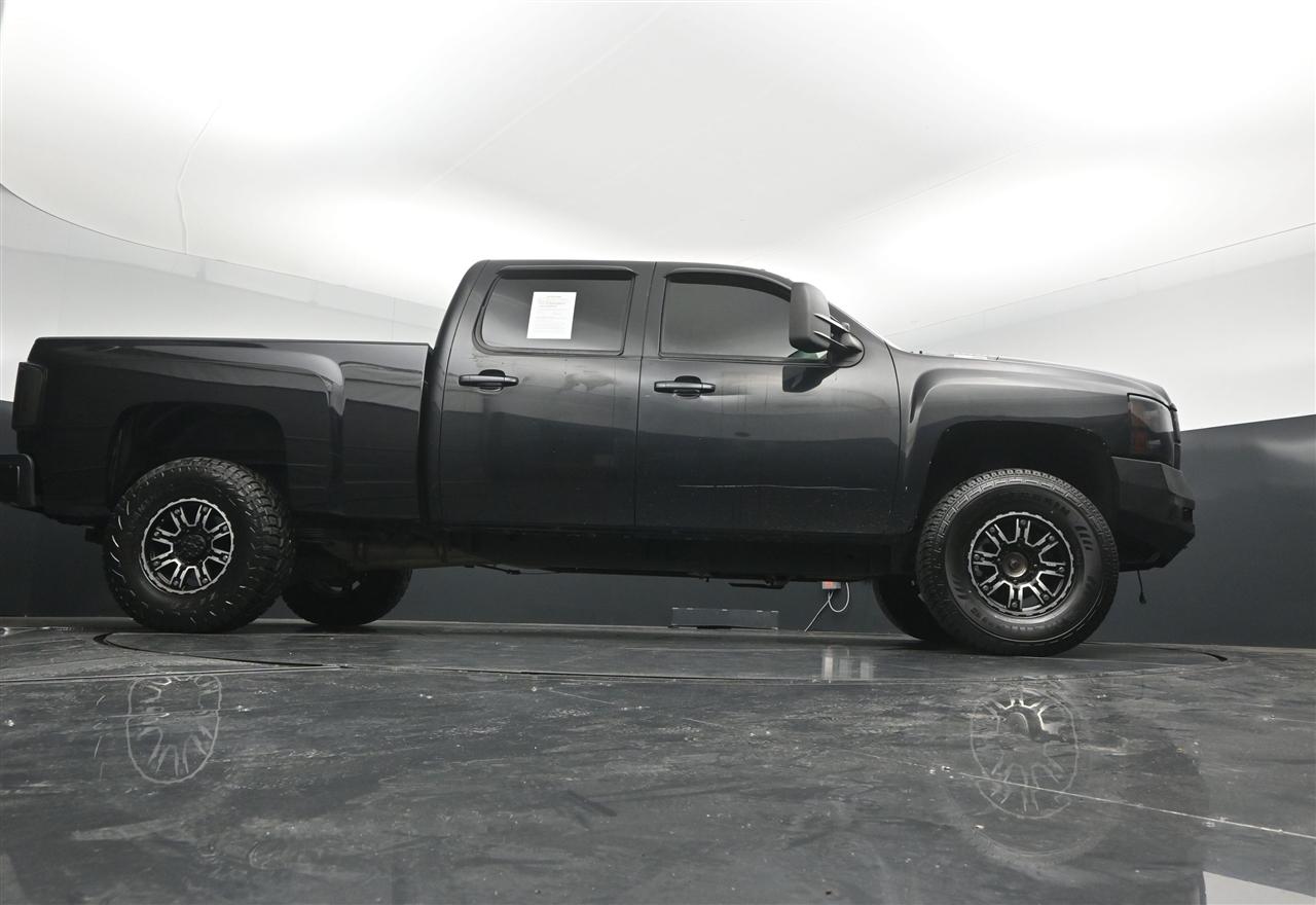 Chevrolet Silverado 2500HD LTZ Crew Cab Long Box 4WD 2009