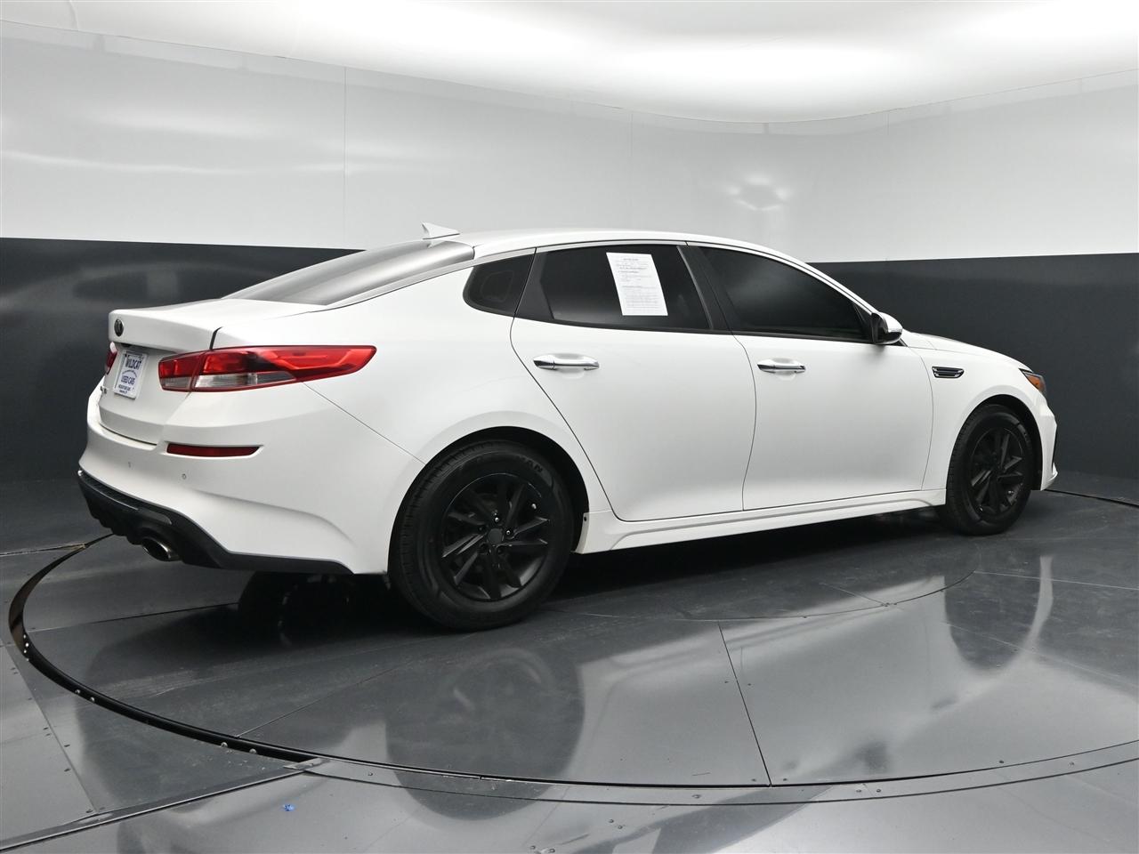 Kia Optima LX 2019