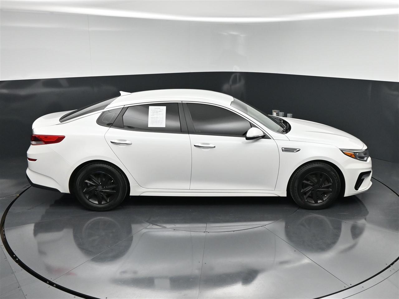 Kia Optima LX 2019