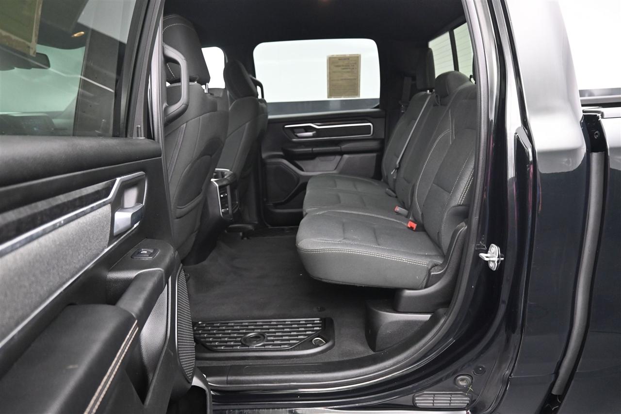 RAM 1500 Big Horn Crew Cab SWB 4WD 2019