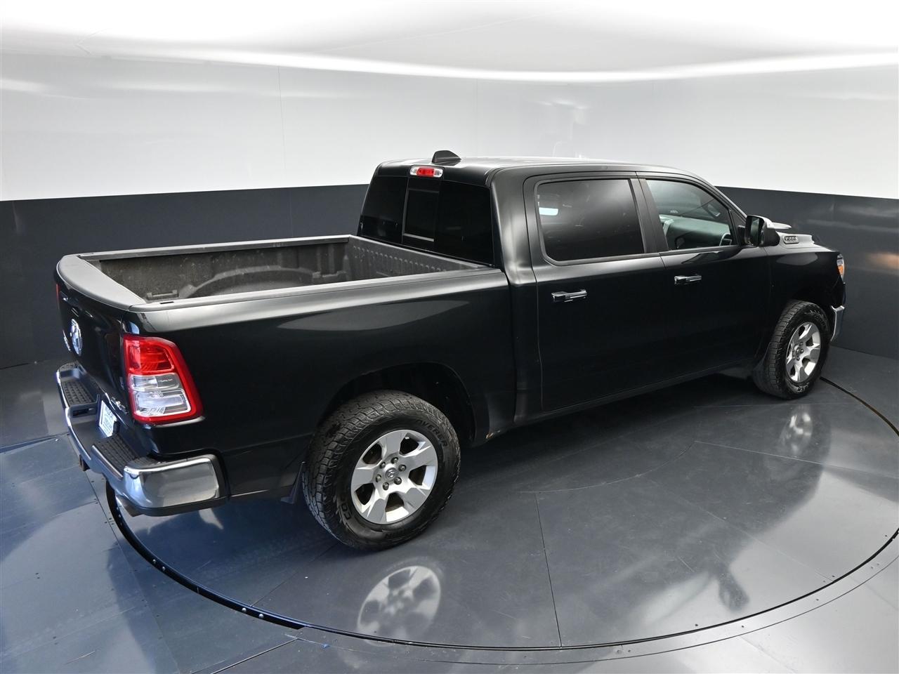 RAM 1500 Big Horn Crew Cab SWB 4WD 2019