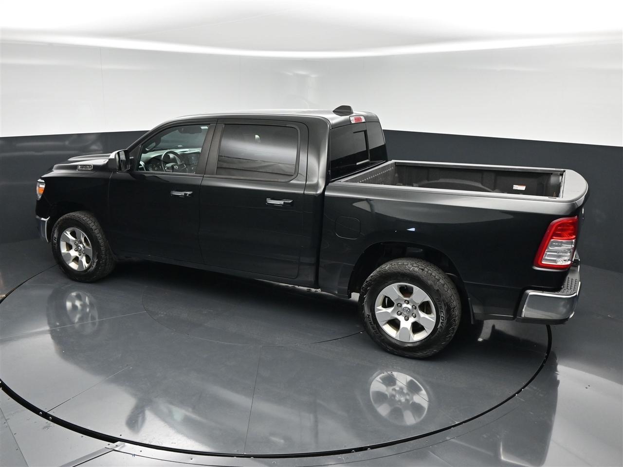 RAM 1500 Big Horn Crew Cab SWB 4WD 2019