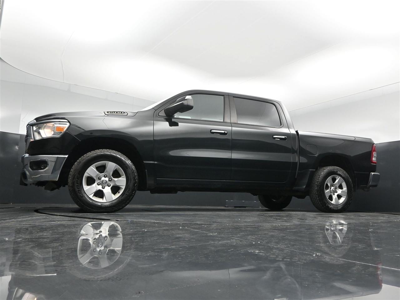 RAM 1500 Big Horn Crew Cab SWB 4WD 2019