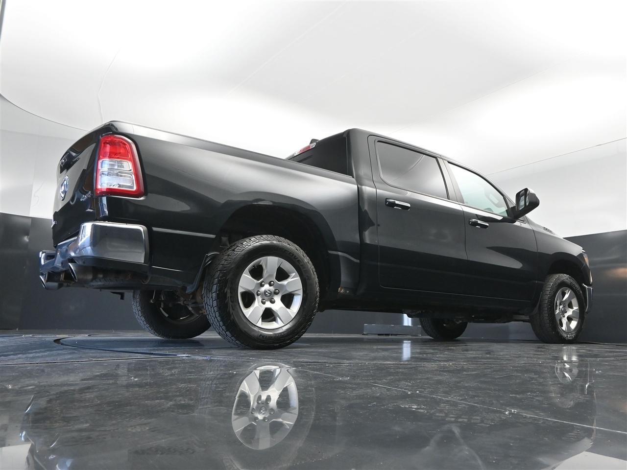 RAM 1500 Big Horn Crew Cab SWB 4WD 2019