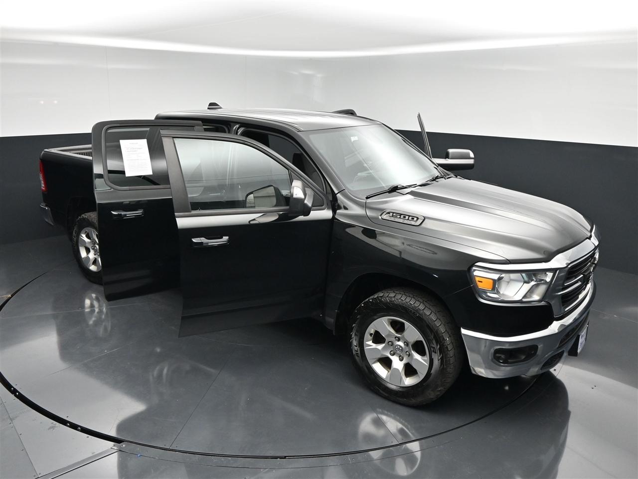 RAM 1500 Big Horn Crew Cab SWB 4WD 2019