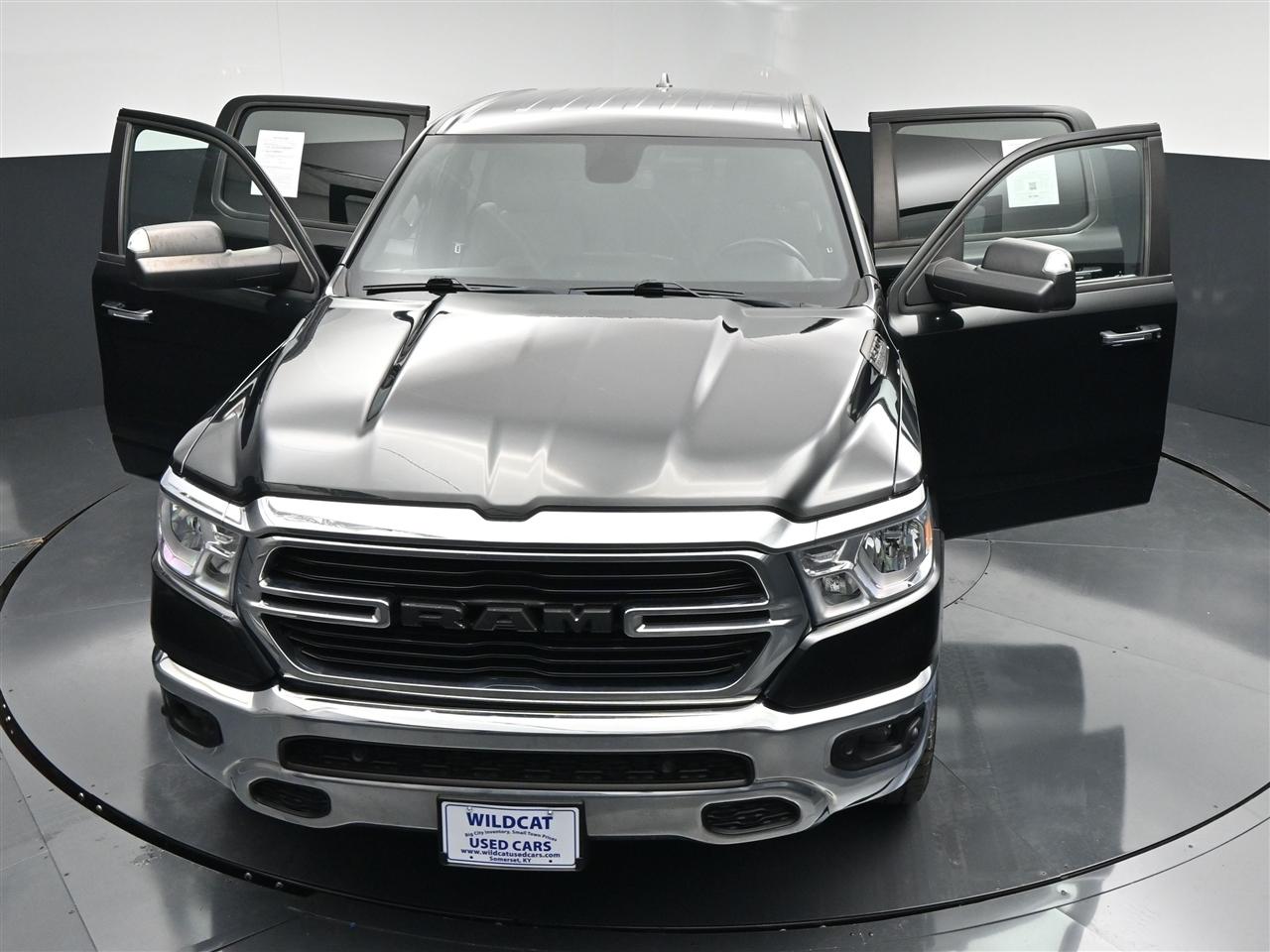 RAM 1500 Big Horn Crew Cab SWB 4WD 2019
