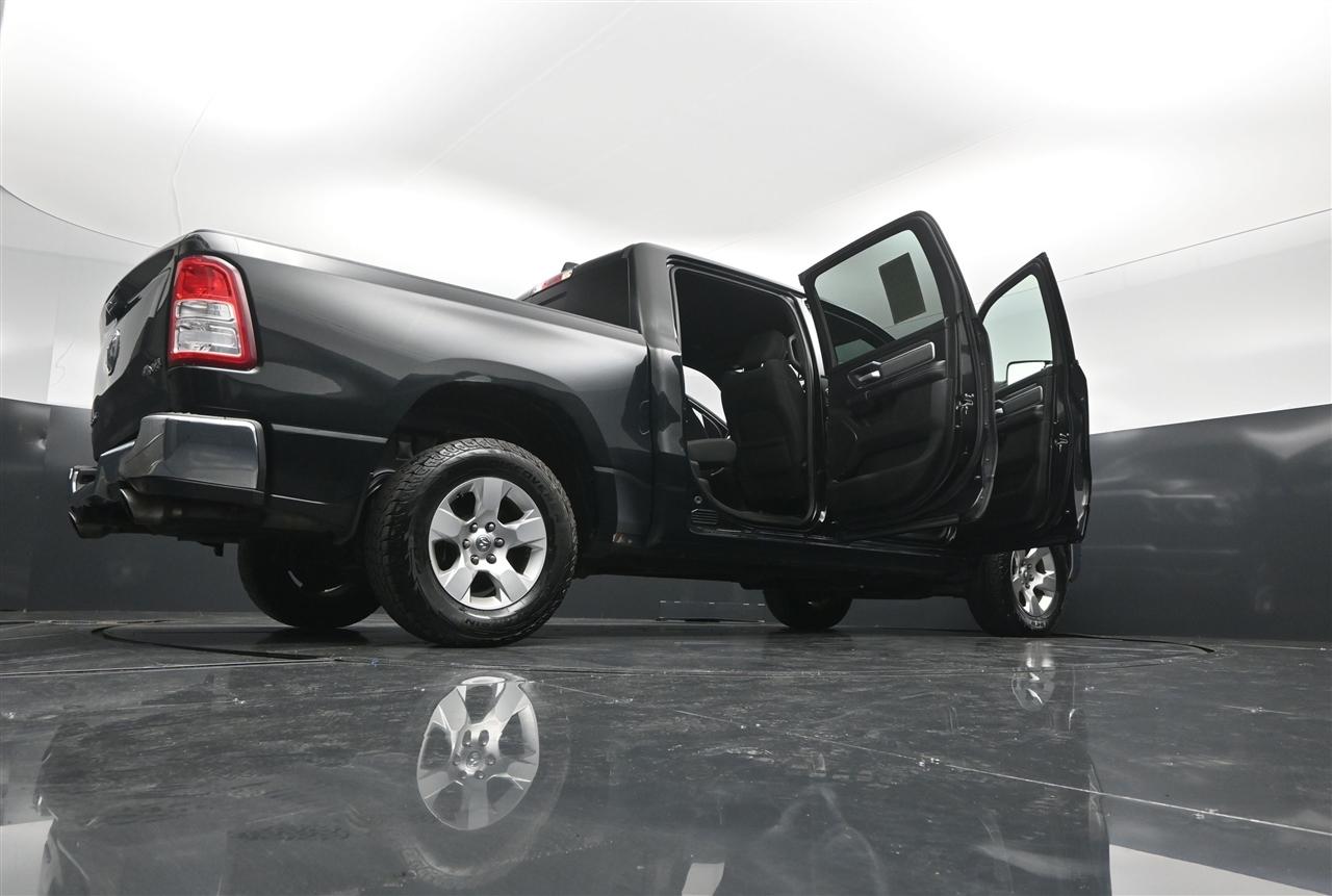 RAM 1500 Big Horn Crew Cab SWB 4WD 2019