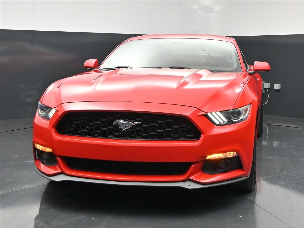 Ford Mustang EcoBoost Coupe 2015