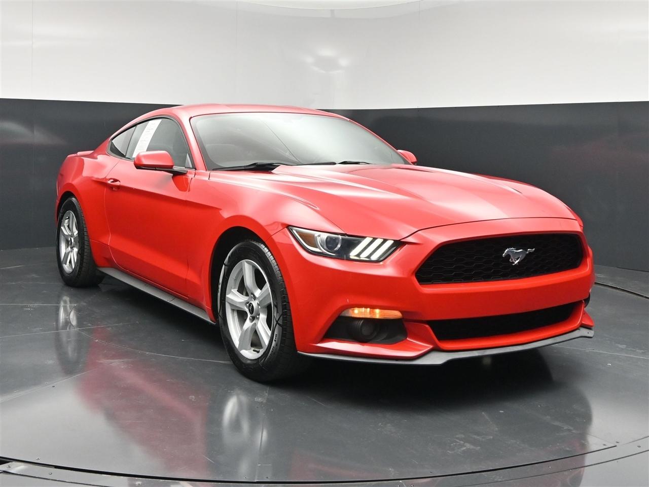 Ford Mustang EcoBoost Coupe 2015