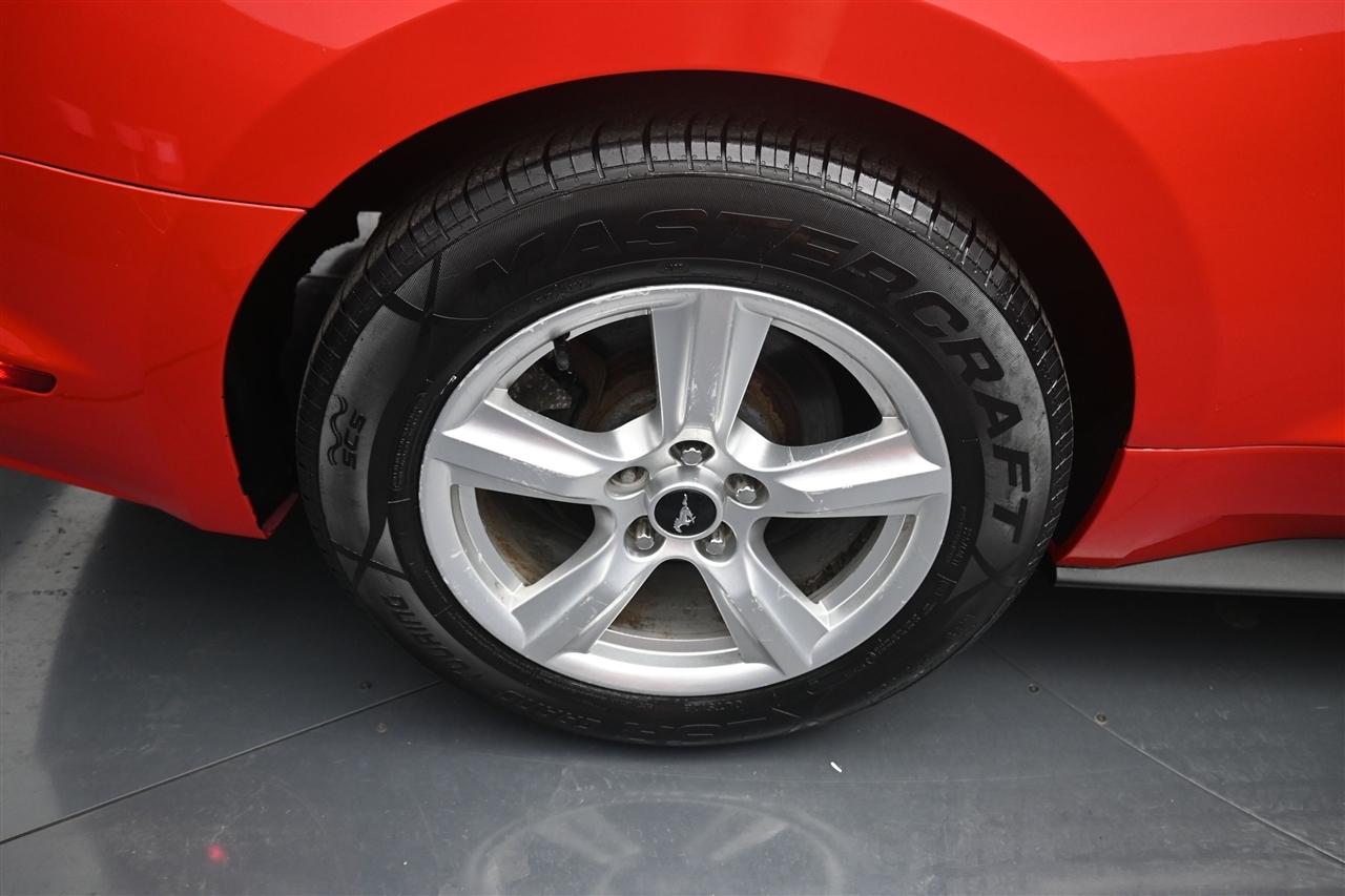Ford Mustang EcoBoost Coupe 2015