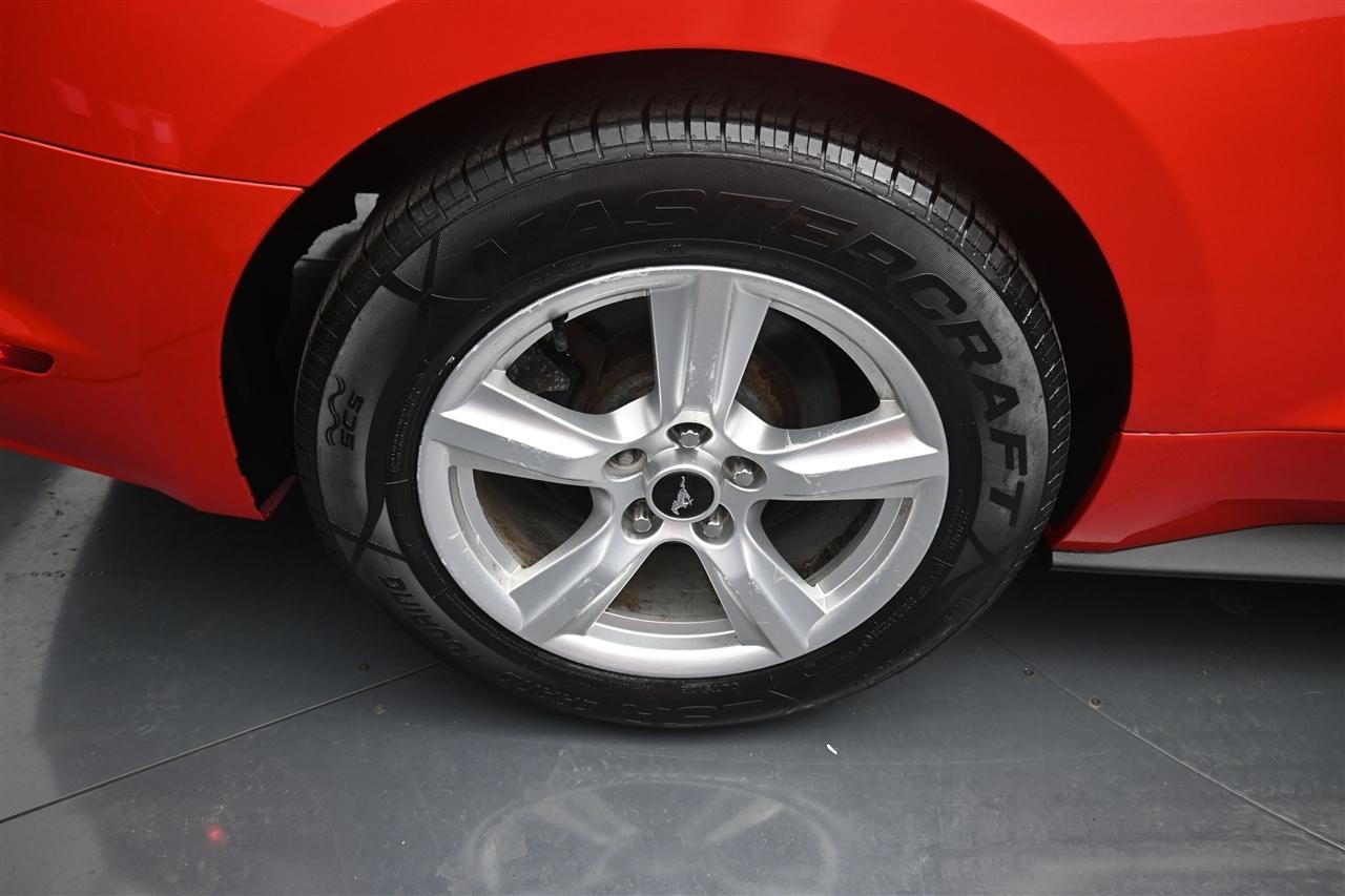 Ford Mustang EcoBoost Coupe 2015