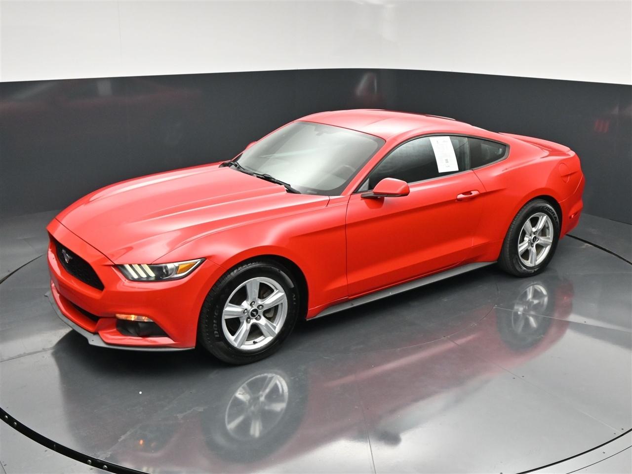 Ford Mustang EcoBoost Coupe 2015