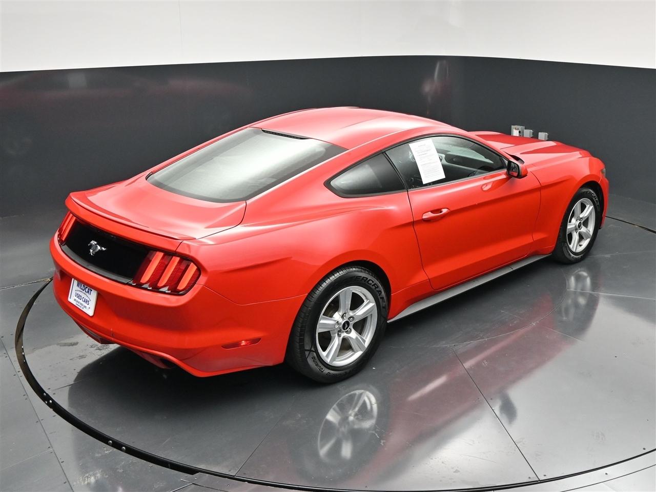 Ford Mustang EcoBoost Coupe 2015