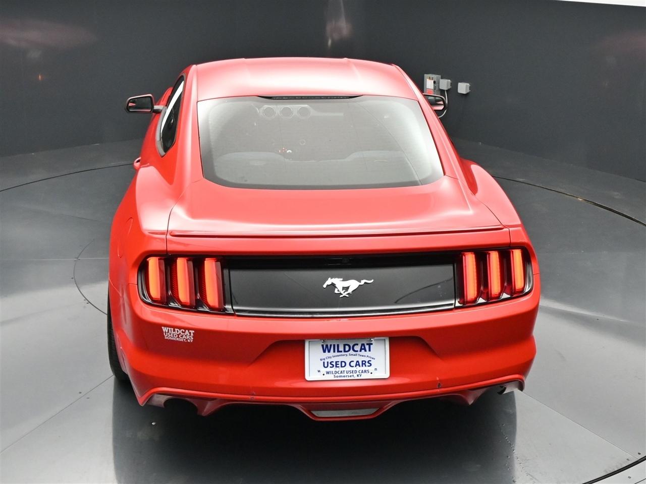 Ford Mustang EcoBoost Coupe 2015
