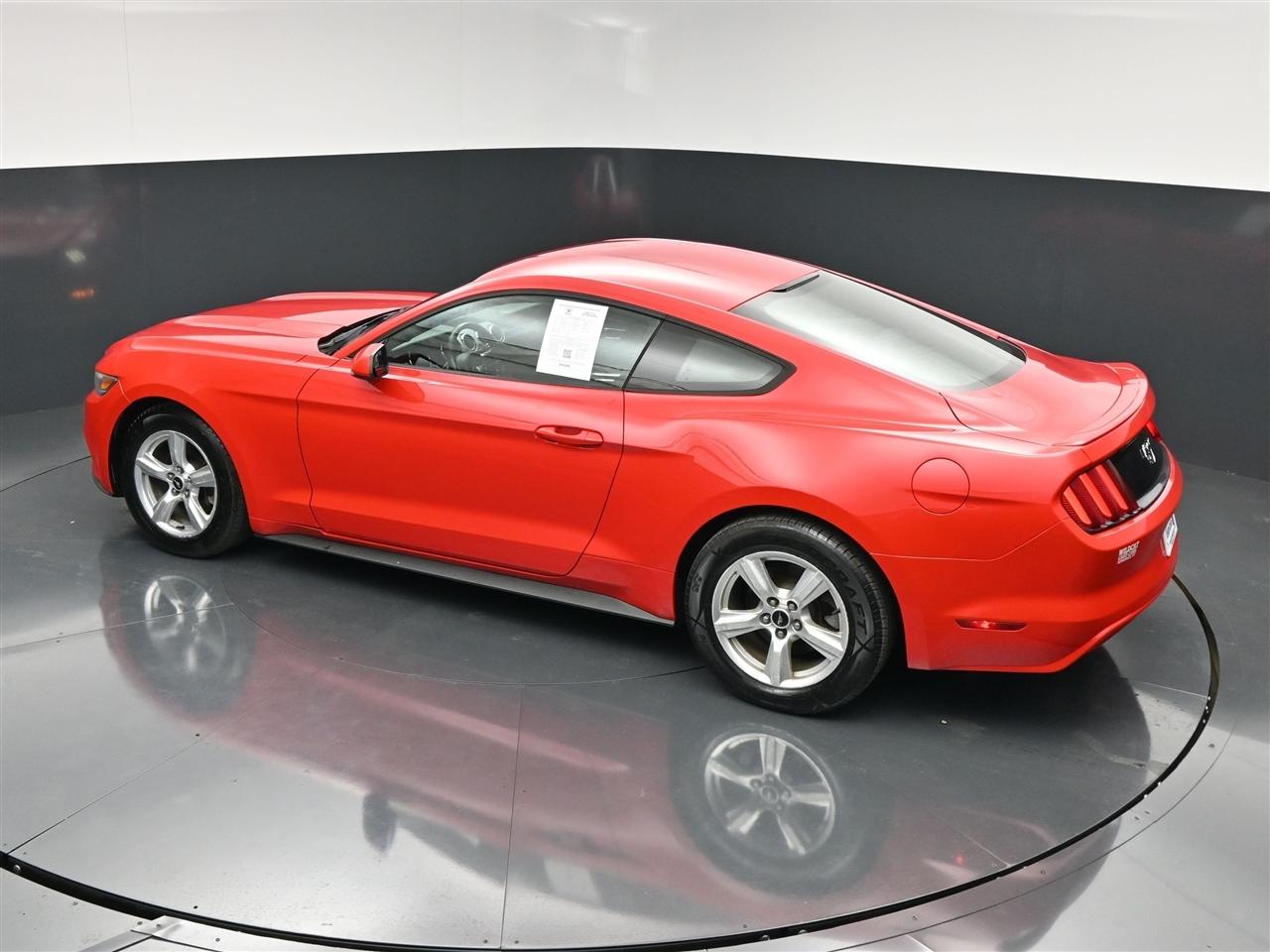 Ford Mustang EcoBoost Coupe 2015