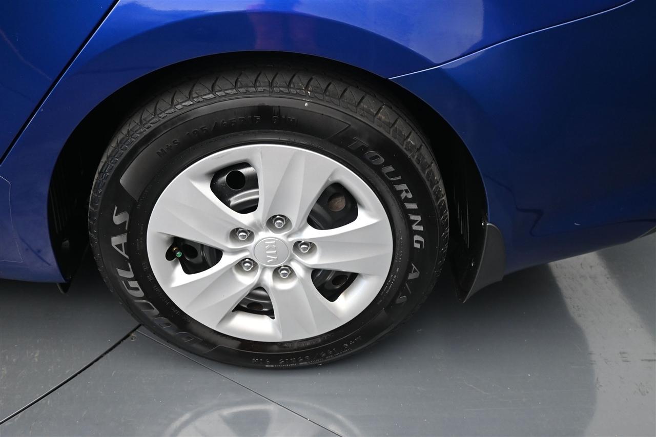 Kia Forte LX 6A 2017