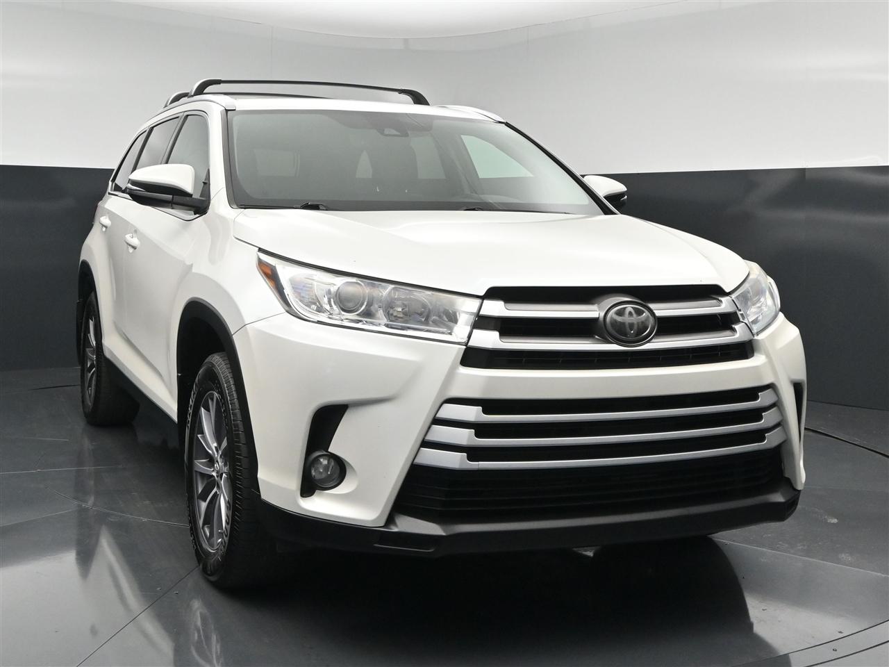 2019 Toyota Highlander XLE AWD V6
