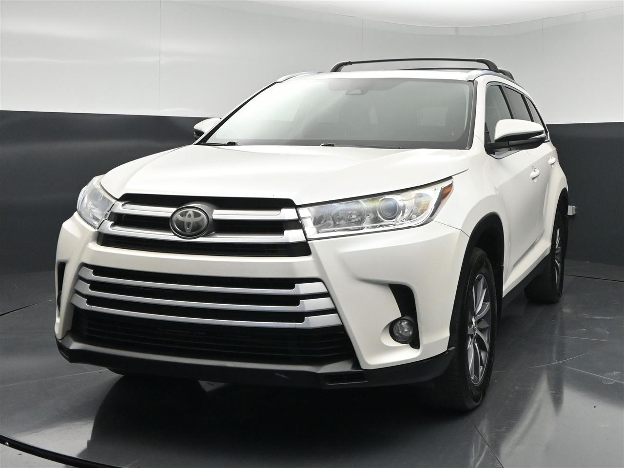 Toyota Highlander XLE AWD V6 2019