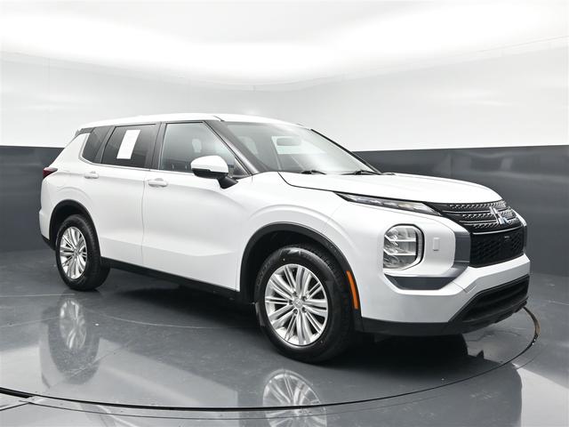 2022 Mitsubishi Outlander ES S-AWC