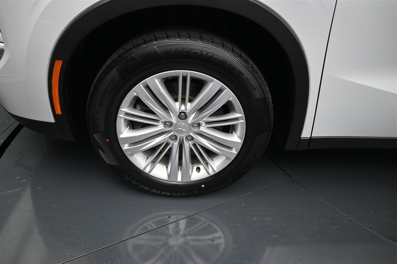 Mitsubishi Outlander ES 4WD 2022