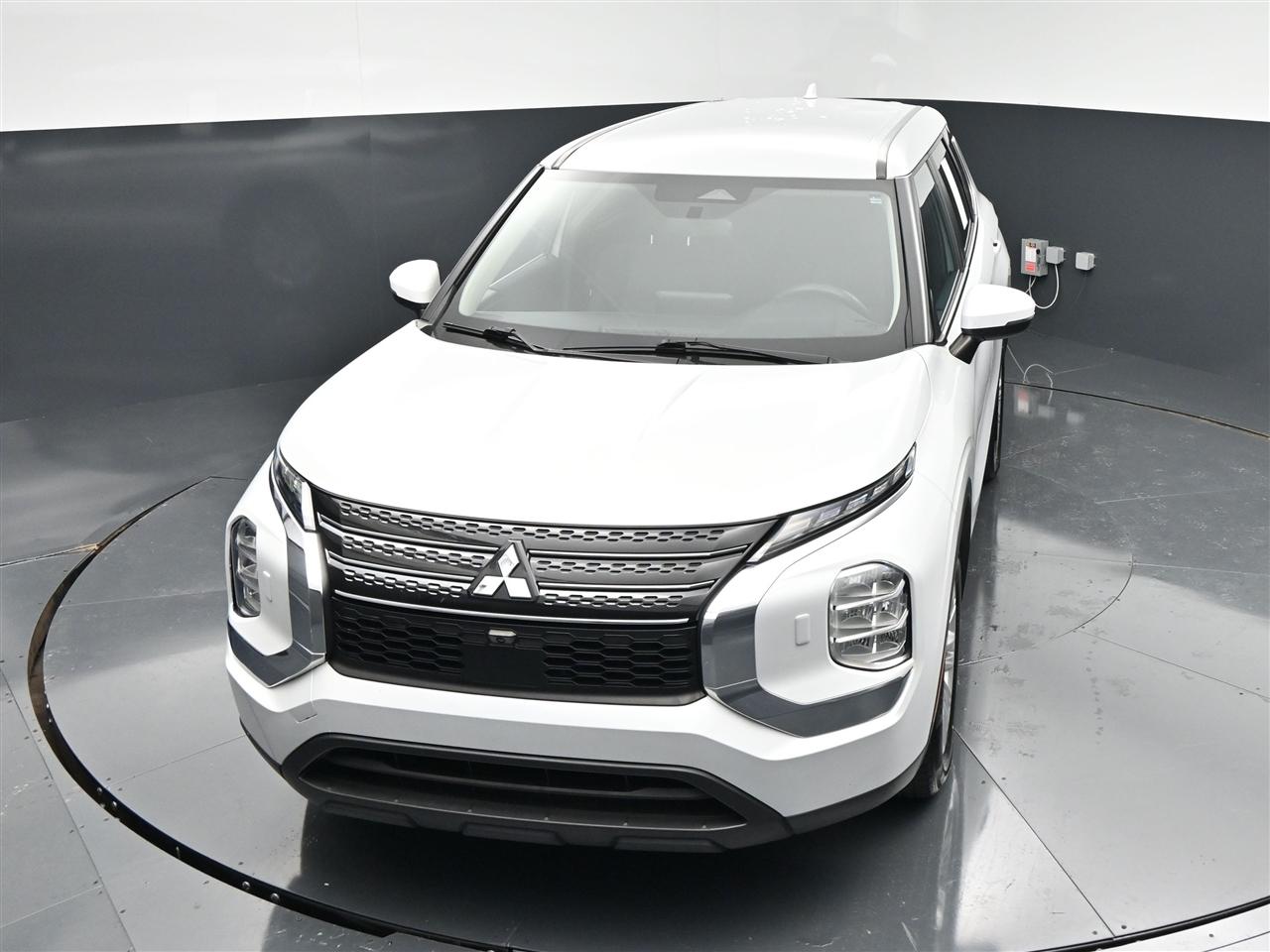Mitsubishi Outlander ES 4WD 2022