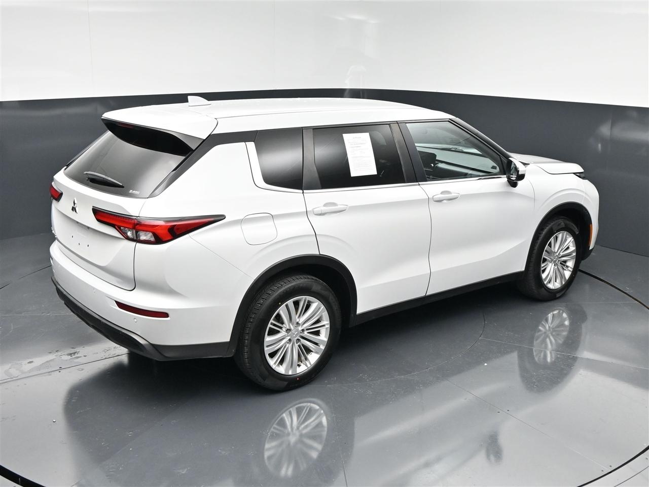 Mitsubishi Outlander ES 4WD 2022