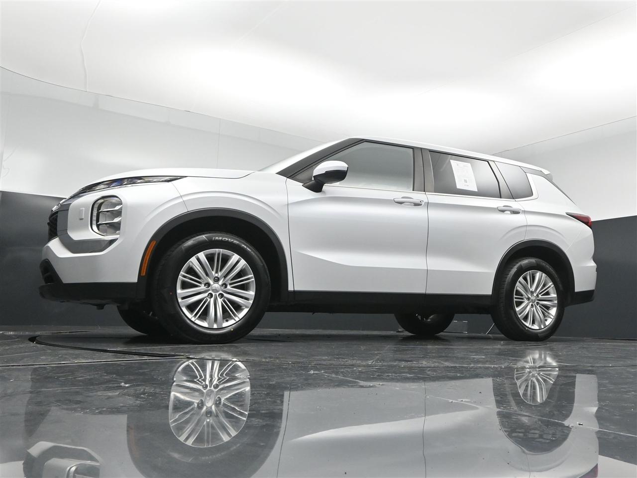Mitsubishi Outlander ES 4WD 2022