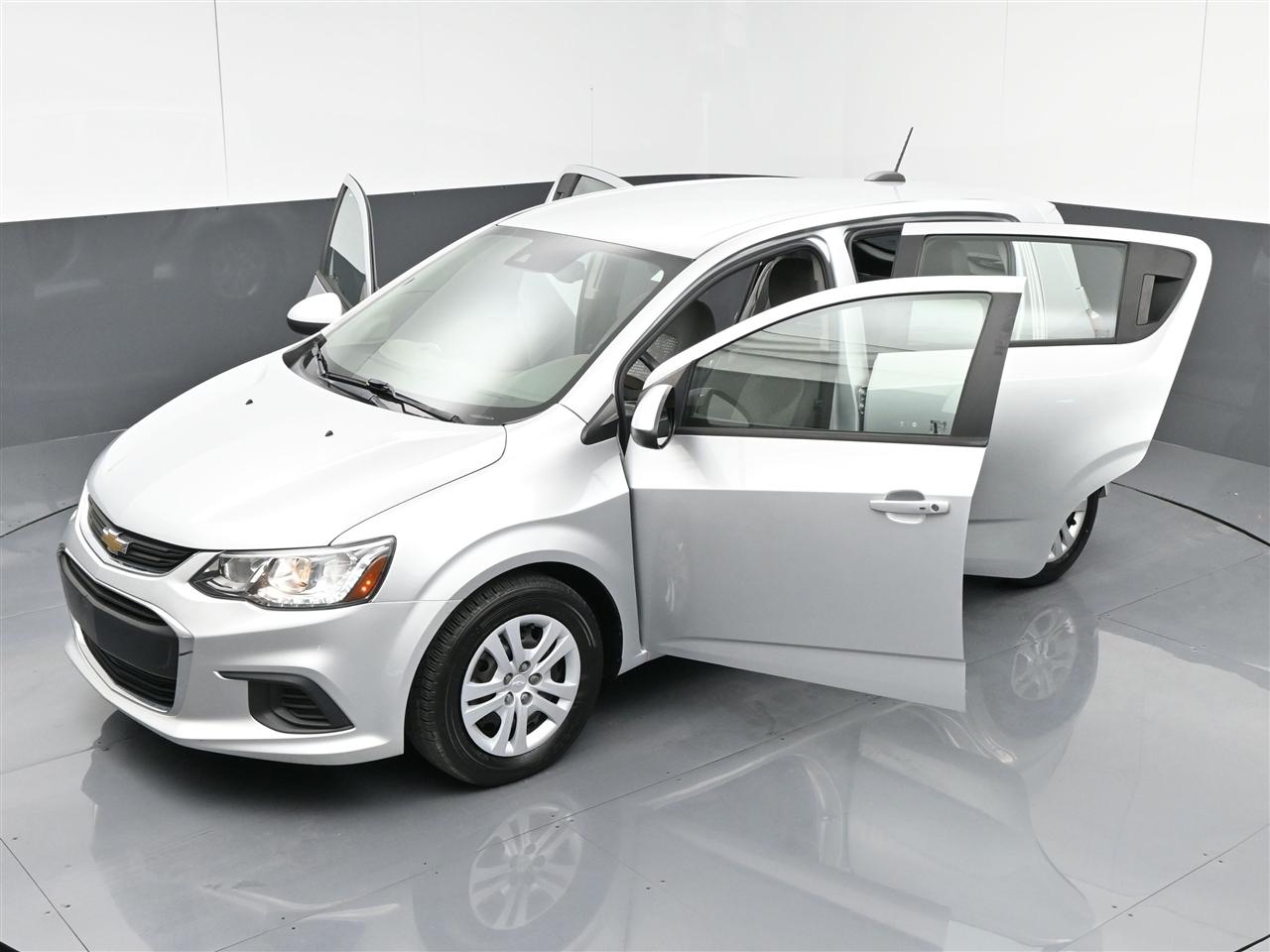Chevrolet Sonic FL Auto Hatchback 2020