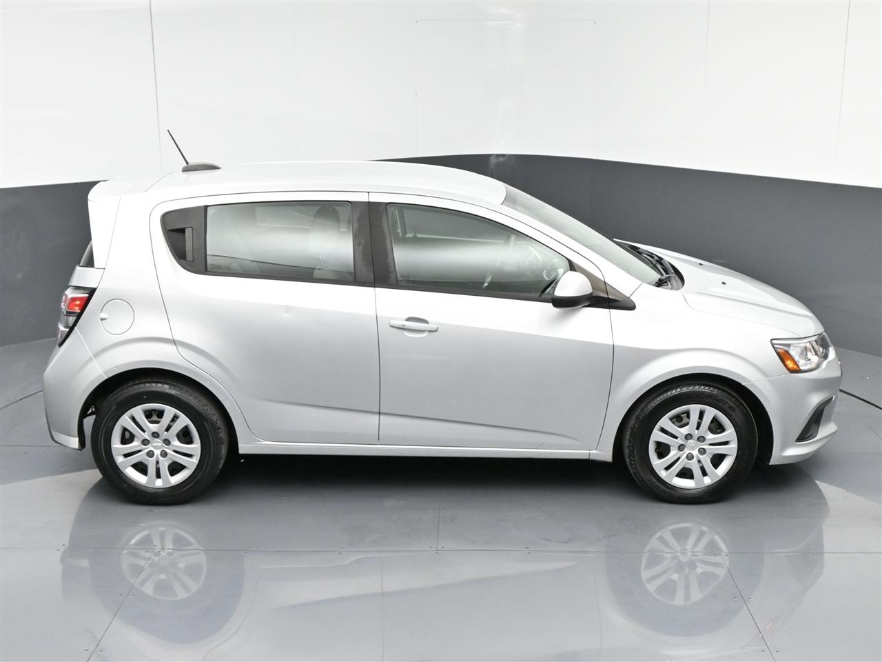 Chevrolet Sonic FL Auto Hatchback 2020