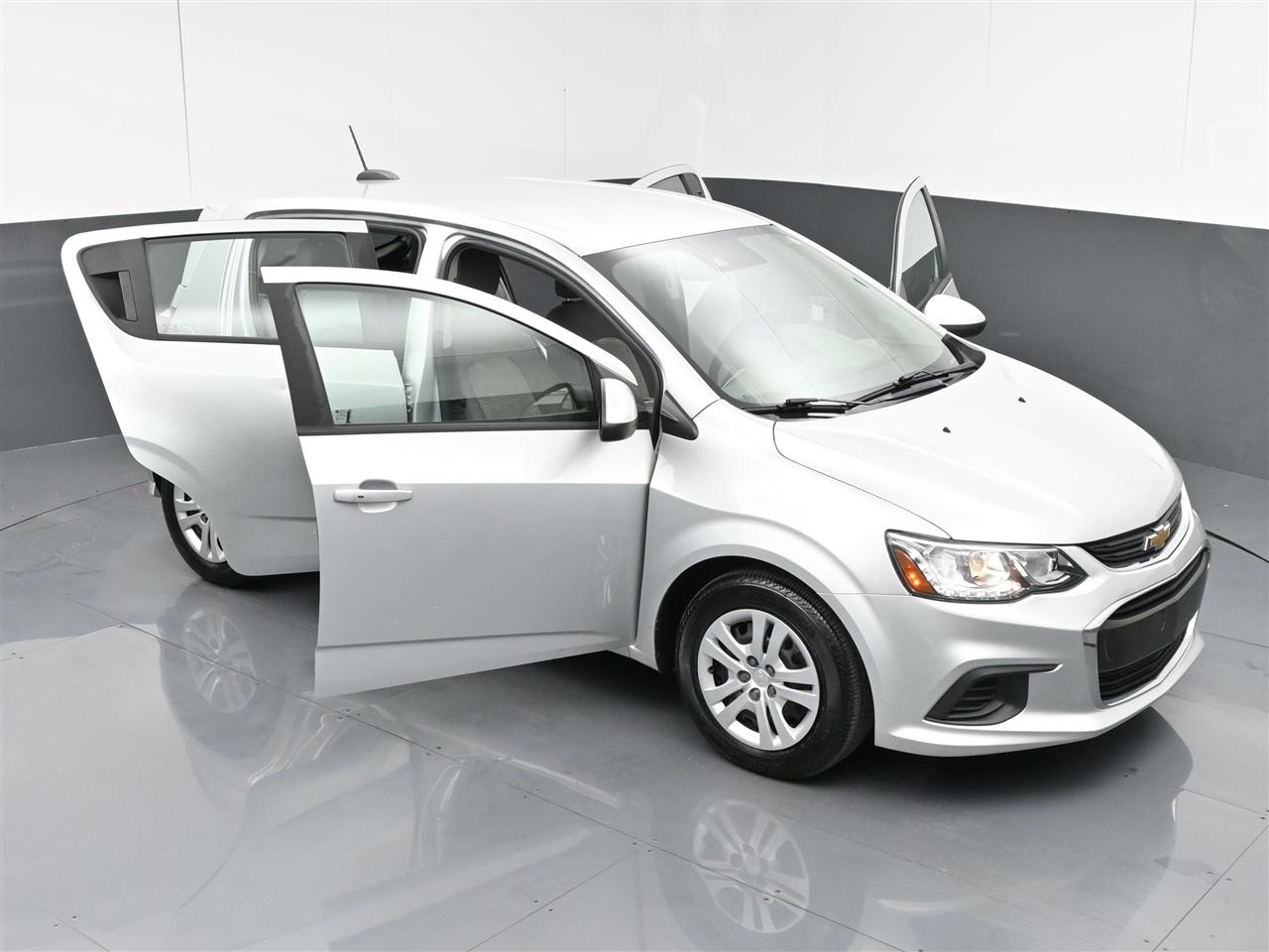 Chevrolet Sonic FL Auto Hatchback 2020