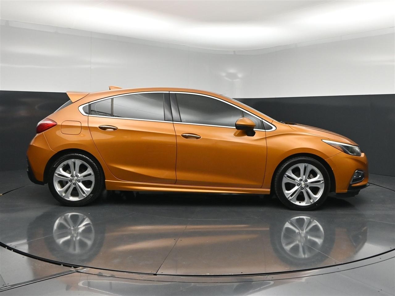 Chevrolet Cruze Premier Hatchback 2017