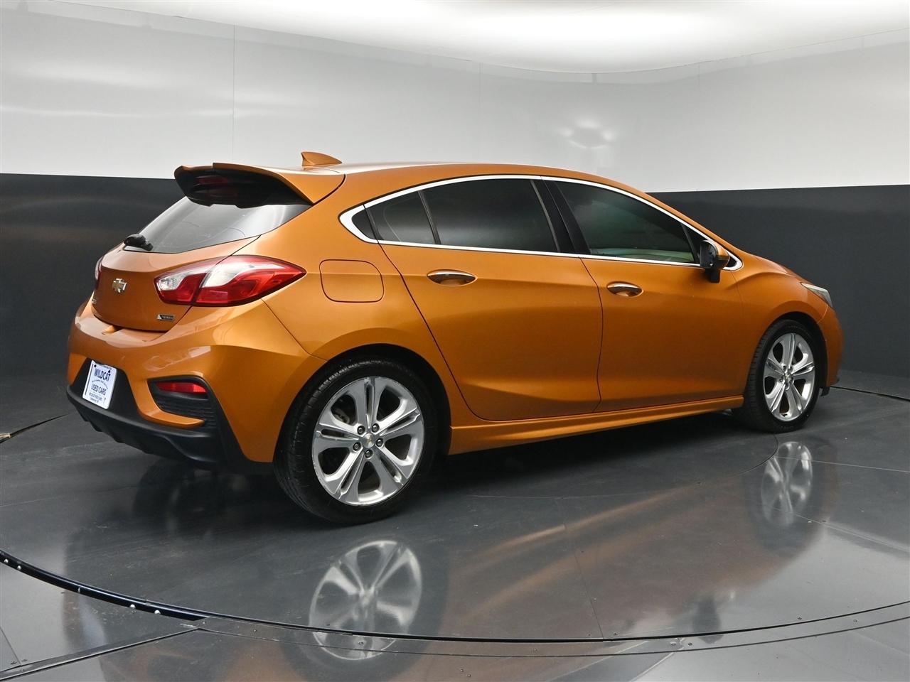 Chevrolet Cruze Premier Hatchback 2017