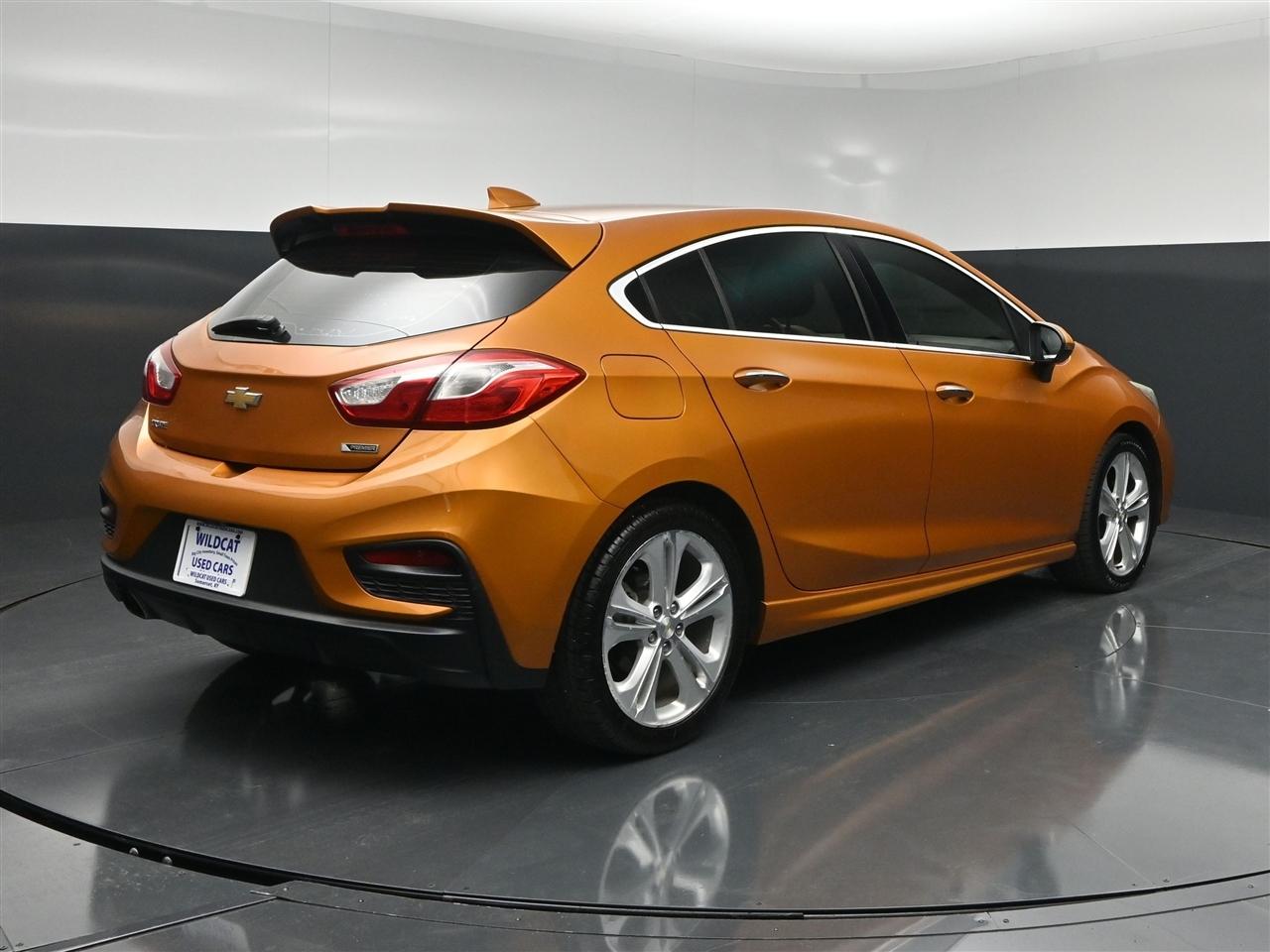 Chevrolet Cruze Premier Hatchback 2017