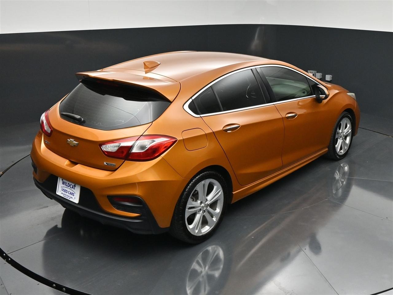 Chevrolet Cruze Premier Hatchback 2017