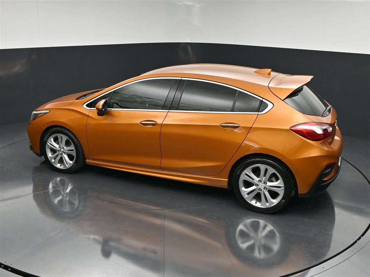 Chevrolet Cruze Premier Hatchback 2017